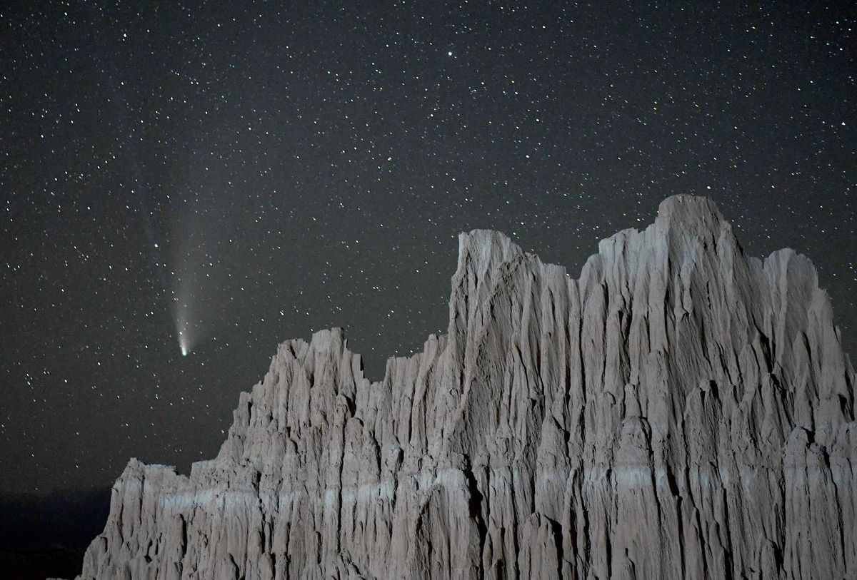comet seen from mountainous region in Nevada
