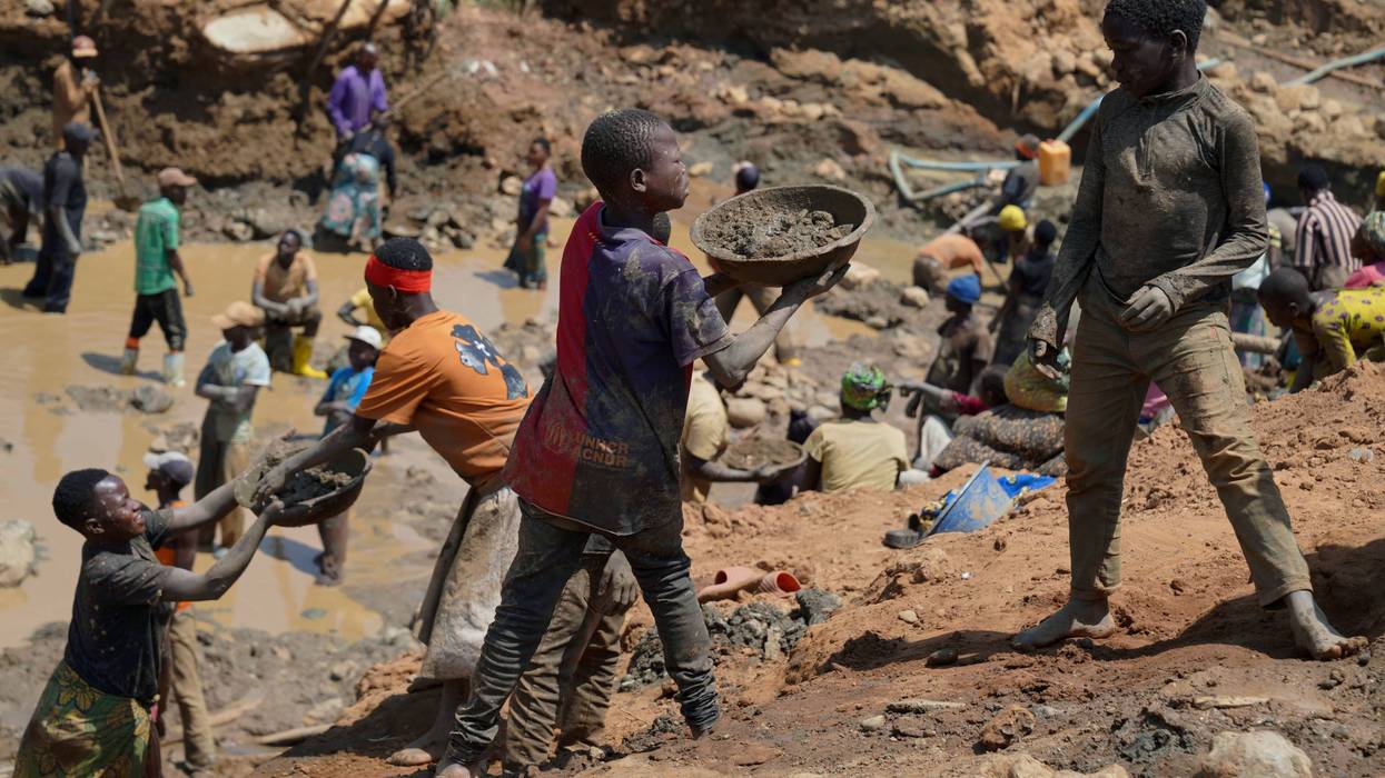 CONGO-ÉBOLA-MINERÍA