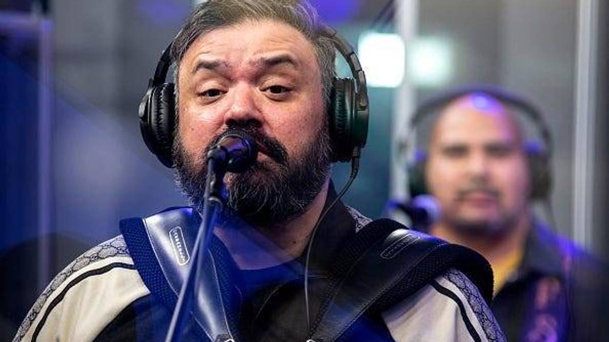 Controversia entre Ricky Muñoz y Carin León!