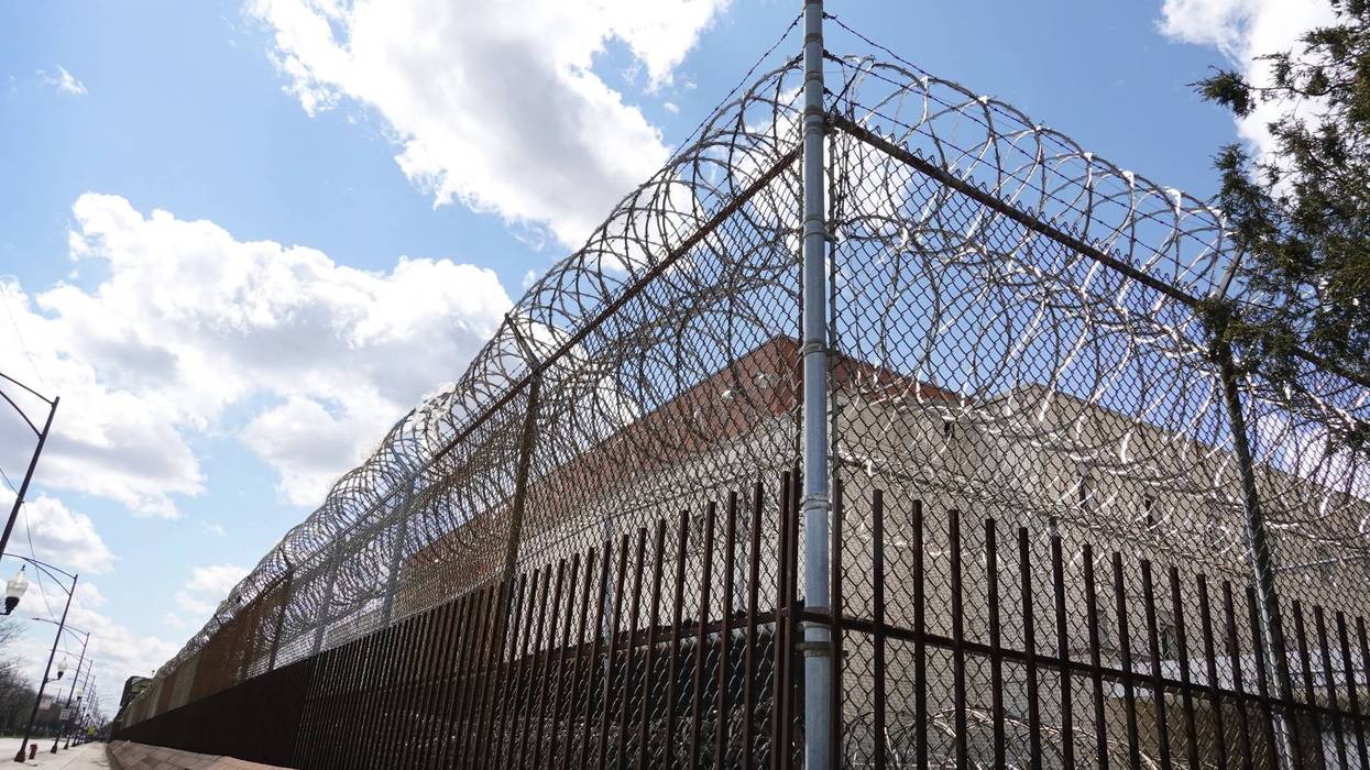 10 deputies, man in custody hospitalized after Cook County Jail fire