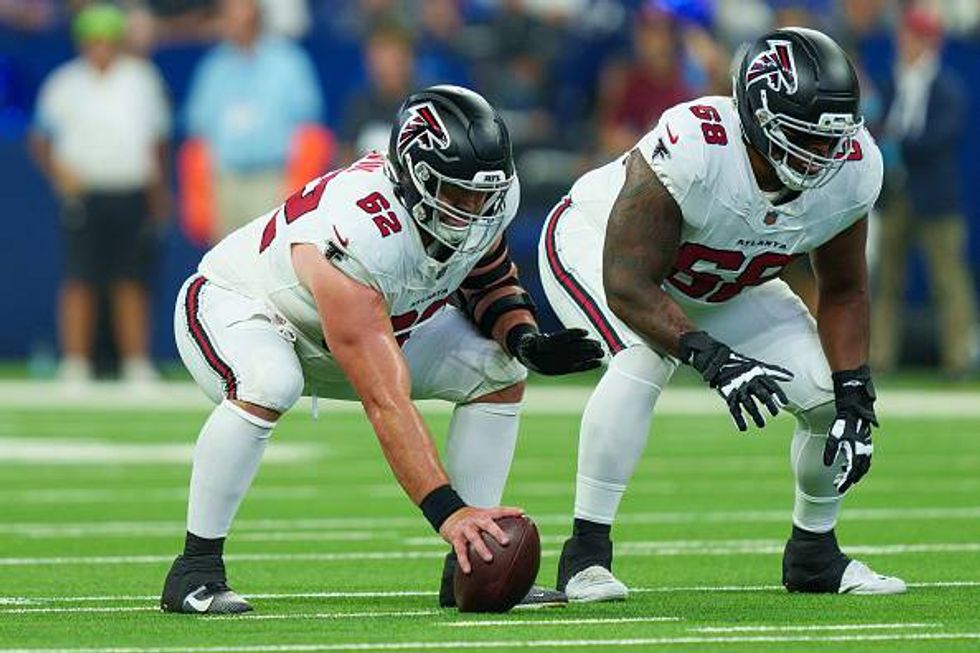 Falcons roster moves show they want to be bigger & heavier in trenches