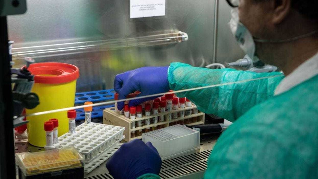 coronavirus-research-GettyImages-1210549397.jpg
