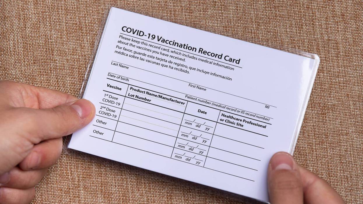 coronavirus vaccination card