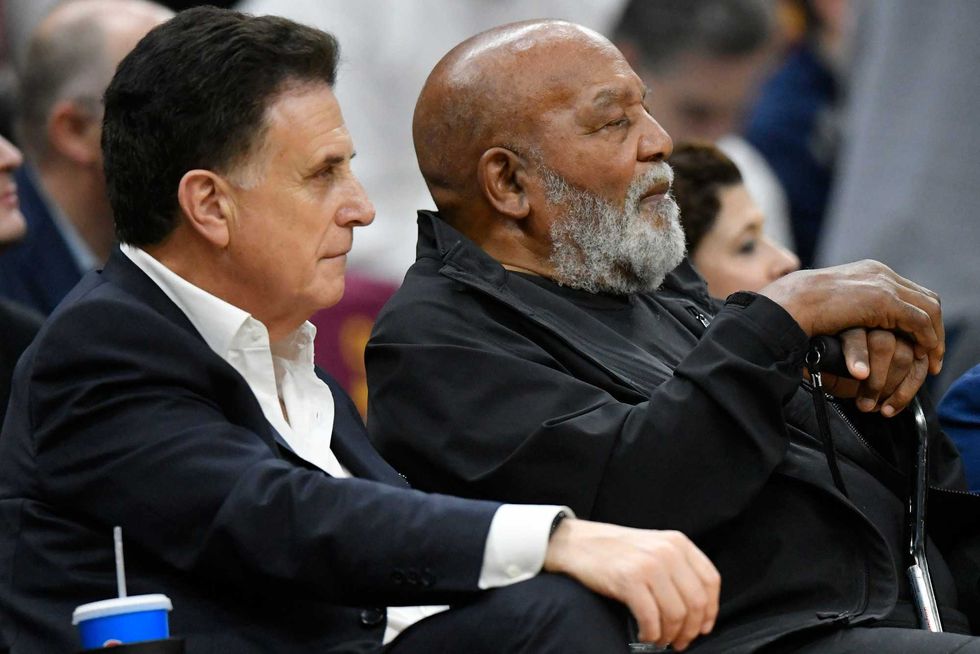 Dave Zirin discusses his book Jim Brown: Last Man Standing