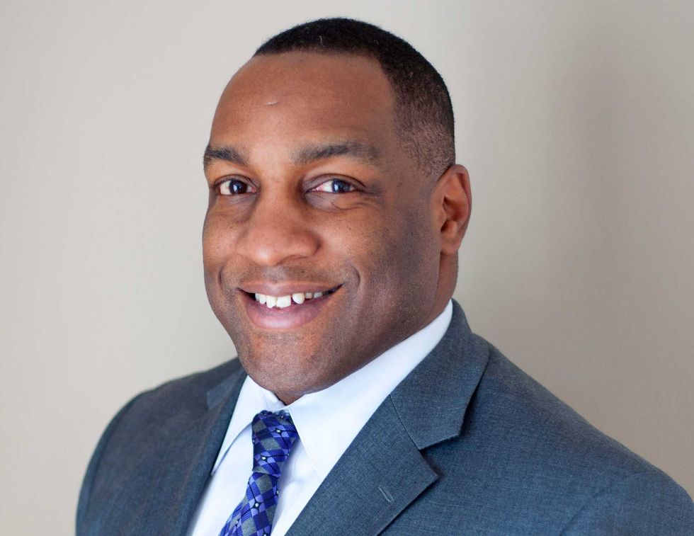 Former NFL player and Bolder Options CEO Darrell Thompson on marrying well and re-setting the norm for black men