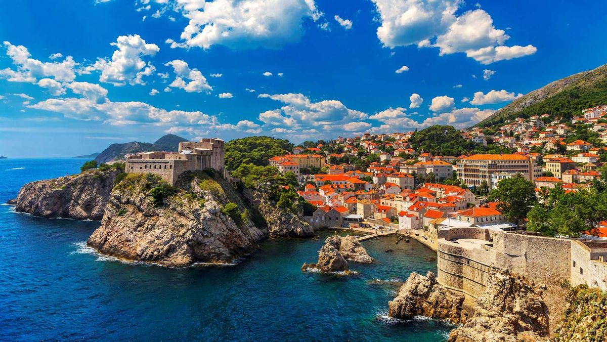 Croatia. South Dalmatia. General view of Dubrovnik - Fortresses Lovrijenac (left side) and Bokar seen from south old walls (it is on UNESCO World Heritage List since 1979