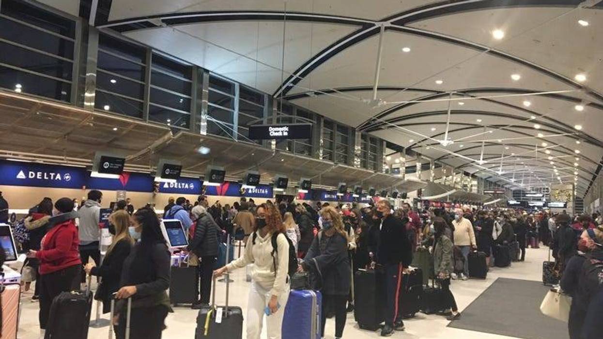 Crowds at Detroit Metro Airport