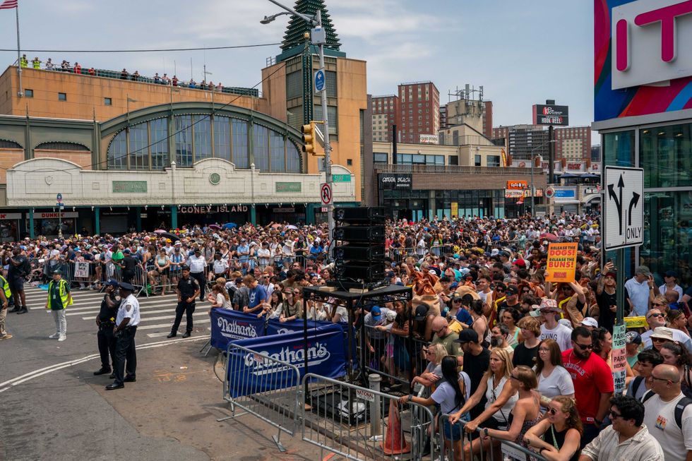 Crowds gather at Nathan