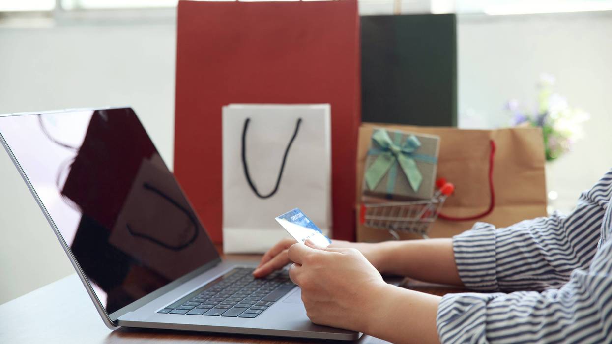 Cyber Monday is drawing millions of shoppers across the country today as retailers roll out some of the year’s steepest online discounts on electronics, toys, clothing, and home goods.