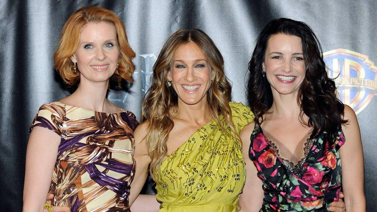 Cynthia Nixon and Sarah Jessica Parker are seen filming 'And Just Like That...' on November 02, 2021 in New York City.Cynthia Nixon and Sarah Jessica Parker are seen filming 'And Just Like That...' on November 02, 2021 in New York City.Cynthia Nixon and Sarah Jessica Parker are seen filming 'And Just Like That...' on November 02, 2021 in New York City.Cynthia Nixon and Sarah Jessica Parker are seen filming 'And Just Like That...' on November 02, 2021 in New York City.Cynthia Nixon and Sarah Jessica Parker are seen filming 'And Just Like That...' on November 02, 2021 in New York City.Cynthia Nixon and Sarah Jessica Parker are seen filming 'And Just Like That...' on November 02, 2021 in New York City.Cynthia Nixon and Sarah Jessica Parker are seen filming 'And Just Like That...' on November 02, 2021 in New York City.