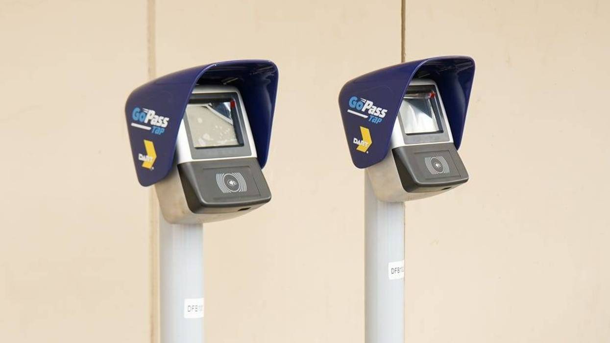 Dallas Area Rapid Transit is introducing new touchscreen ticket-vending machines this week at rail stations across North Texas, expanding the ways riders can purchase fares.