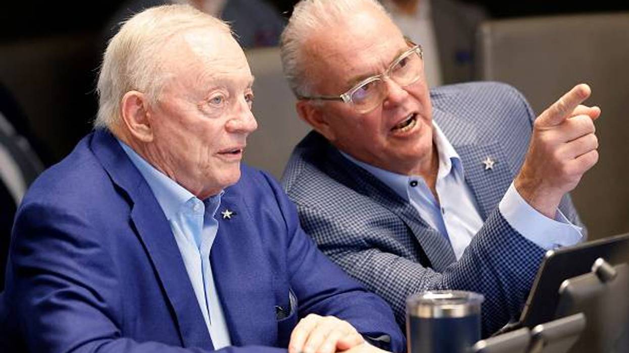 Should the Browns Stay at 6 or Trade With Dallas for another first in 2027?