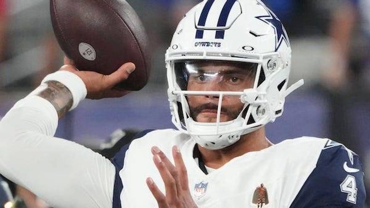 Dallas Cowboys quarterback Dak Prescott (4) before the game against the New York Giants at MetLife Stadium