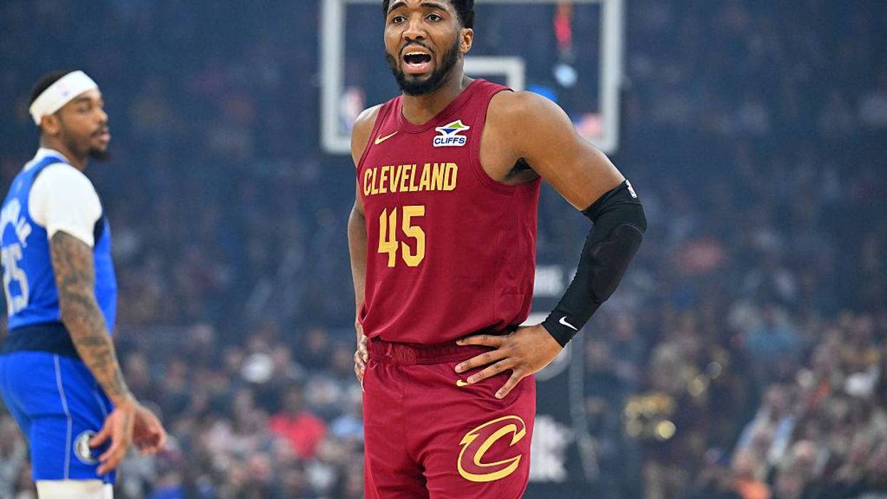 Dallas Mavericks v Cleveland Cavaliers