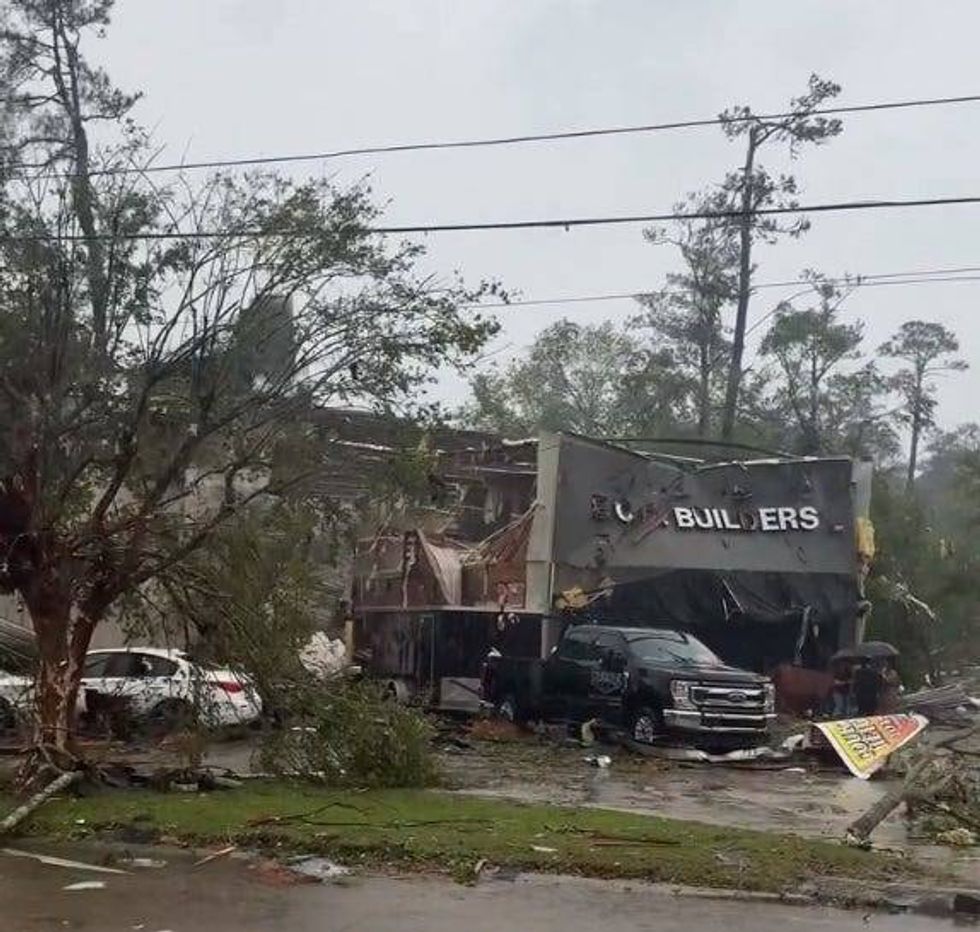 Damage strewn over southern Slidell