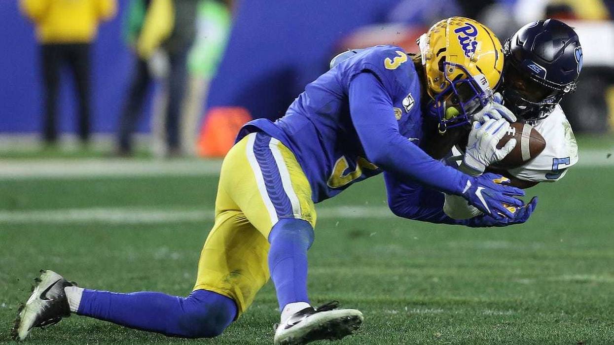 Damar Hamlin tackle