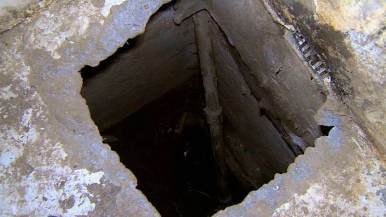 Damaso Lopez testified that he had met with Guzman's four sons multiple times to coordinate the digging of a tunnel, the purchase of land near the prison and the renting of the warehouse where Guzman was taken before being flown to a hideout in his home s