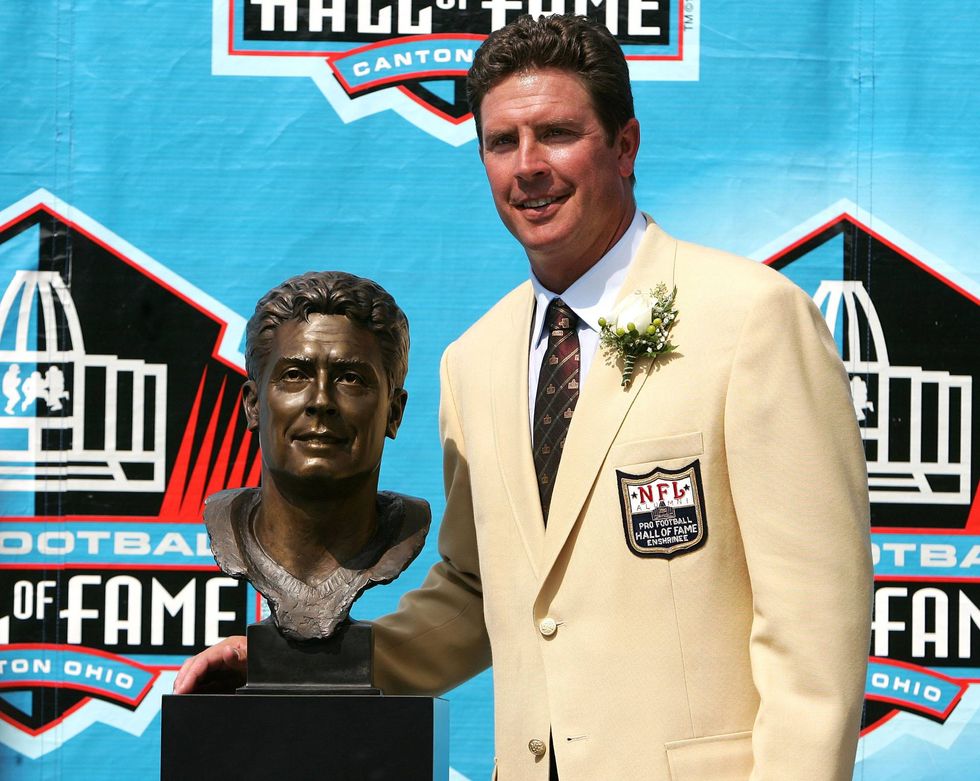 Dan Marino during his Hall of Fame enshrinement in 2005