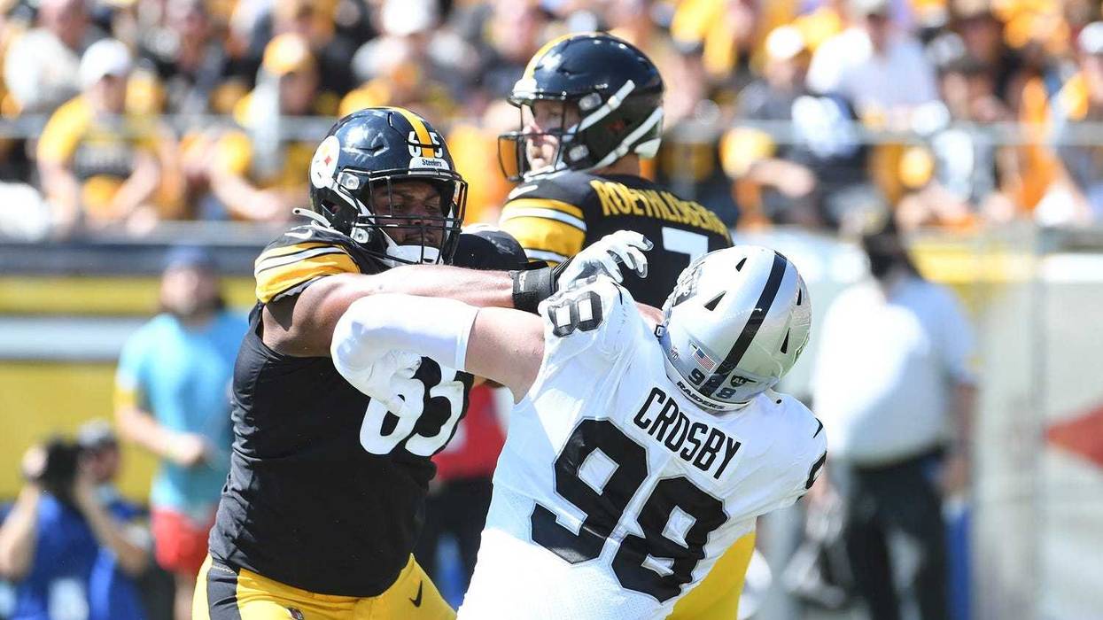 Dan Moore blocking vs Raiders