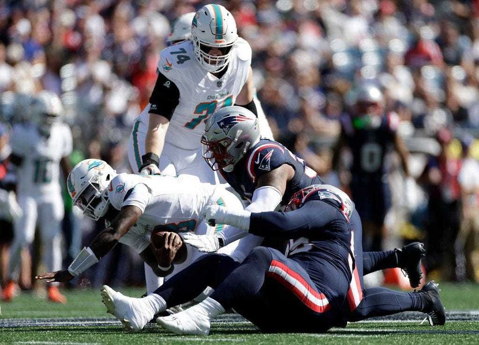 Daniel Ekuale and Tyler Huntley