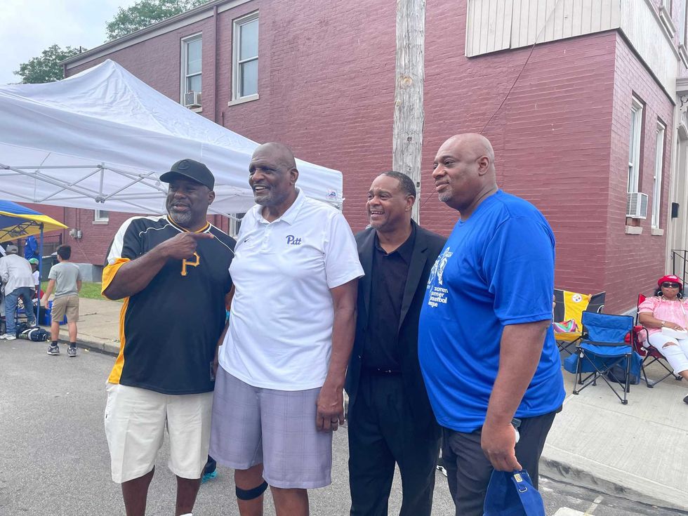 Darelle Porter Sam Clancy at Ammon Rec Center