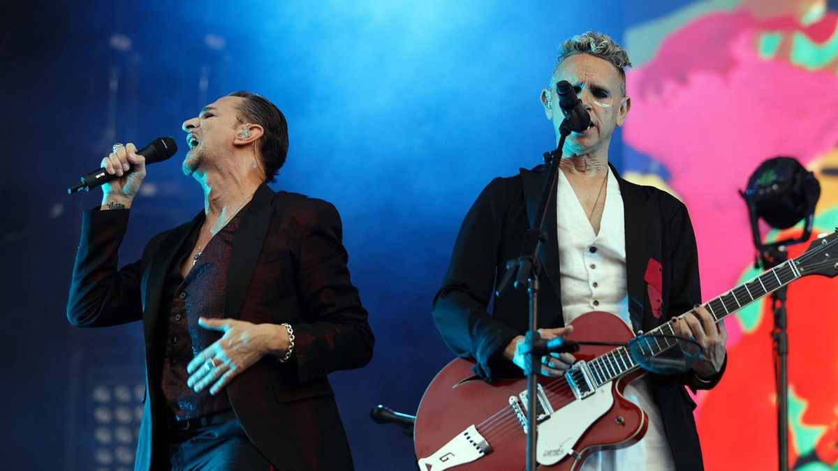 Dave Gahan (L) and Martin Gore of Depeche Mode