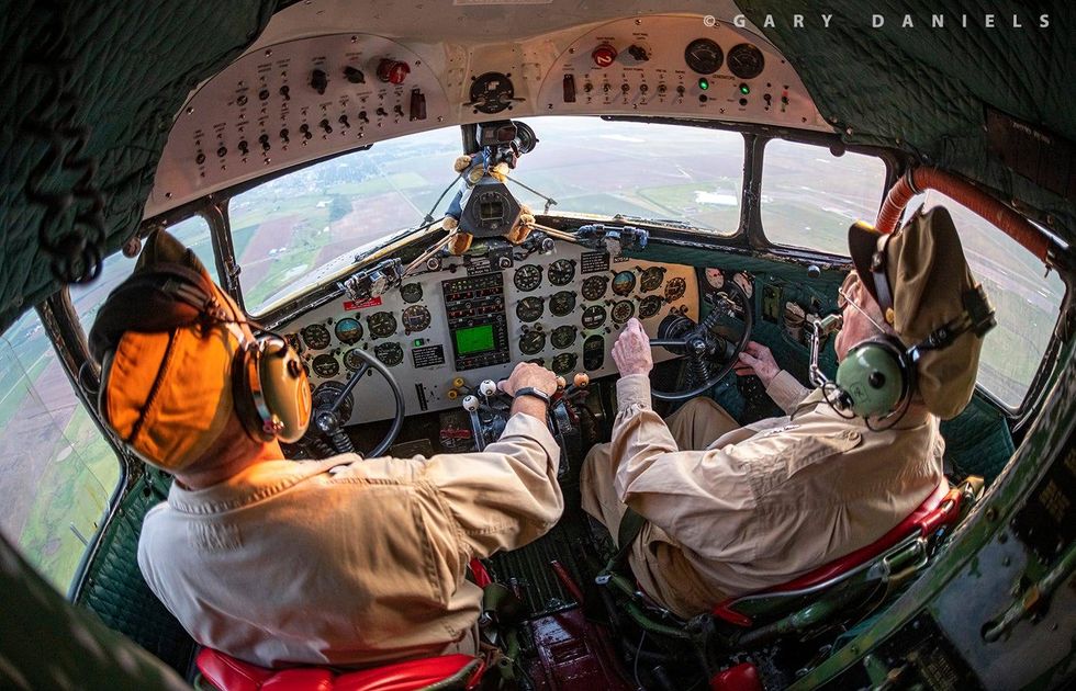 Dave Hamilton flies again