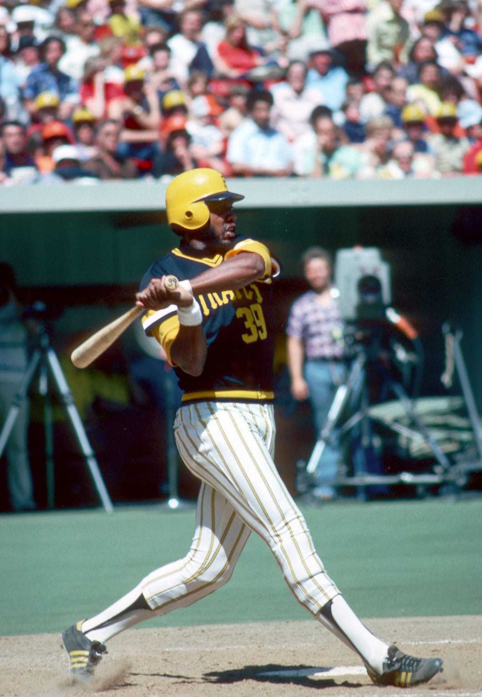 Dave Parker swinging with Pirates