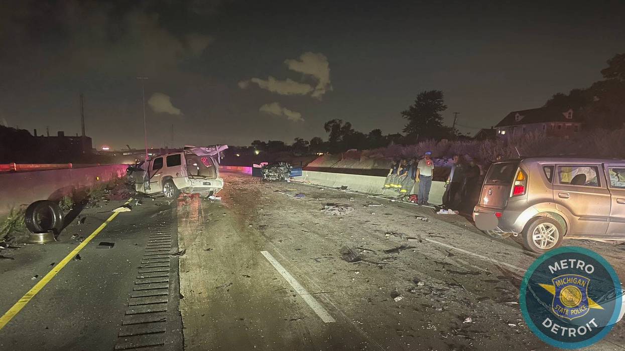 Deadly wrong-way driving crash on southbound I-75 in Detroit.