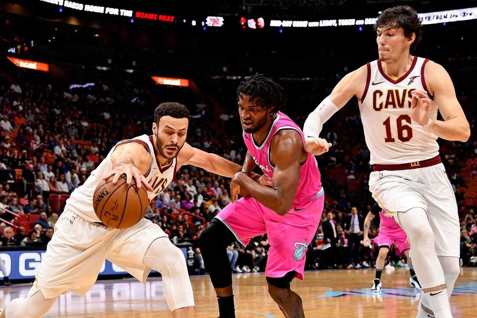 Cavs Notes: Love progressing, Nance's return and Wade's last dance