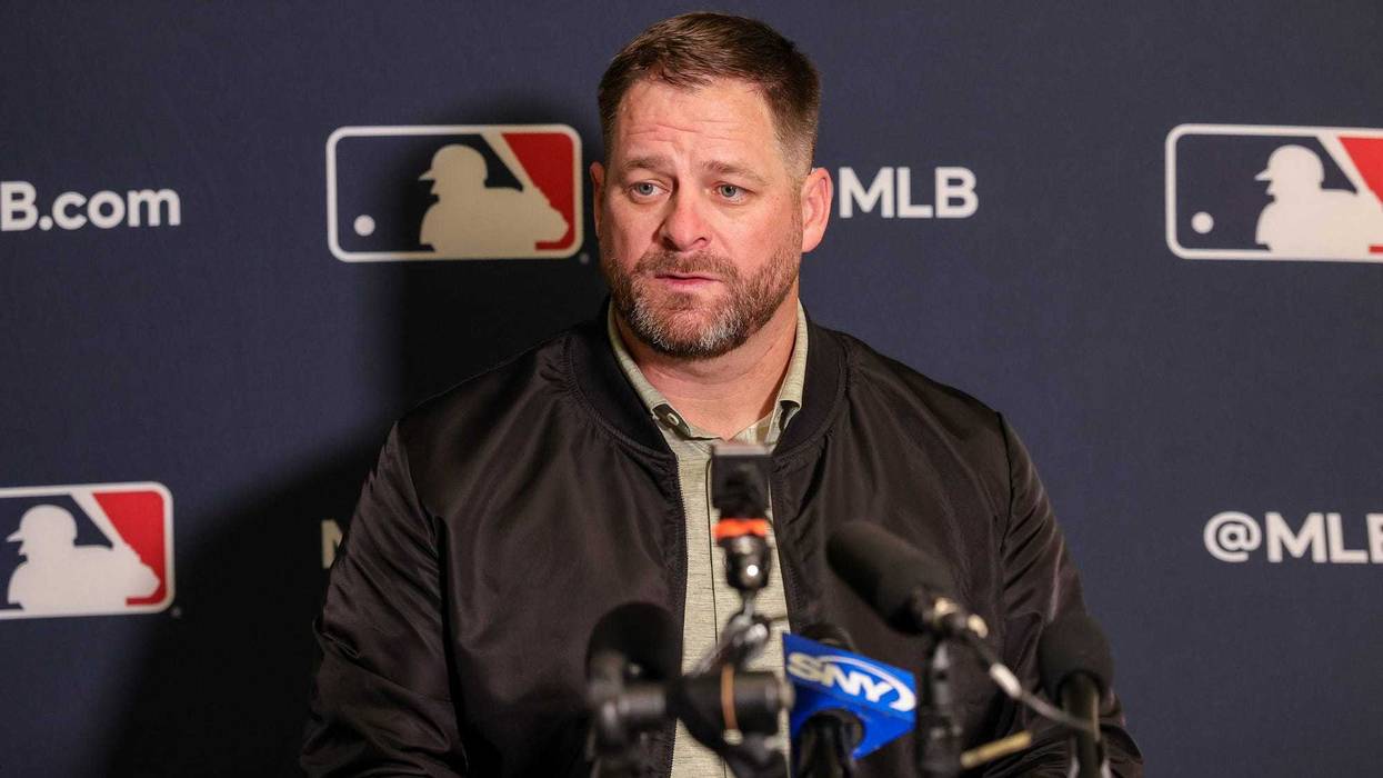 Dec 8, 2025; Orlando, FL, USA; Cleveland Guardians manager Stephen Vogt speaks with the media during the 2025 MLB Winter Meetings at Signia by Hilton Hotel.