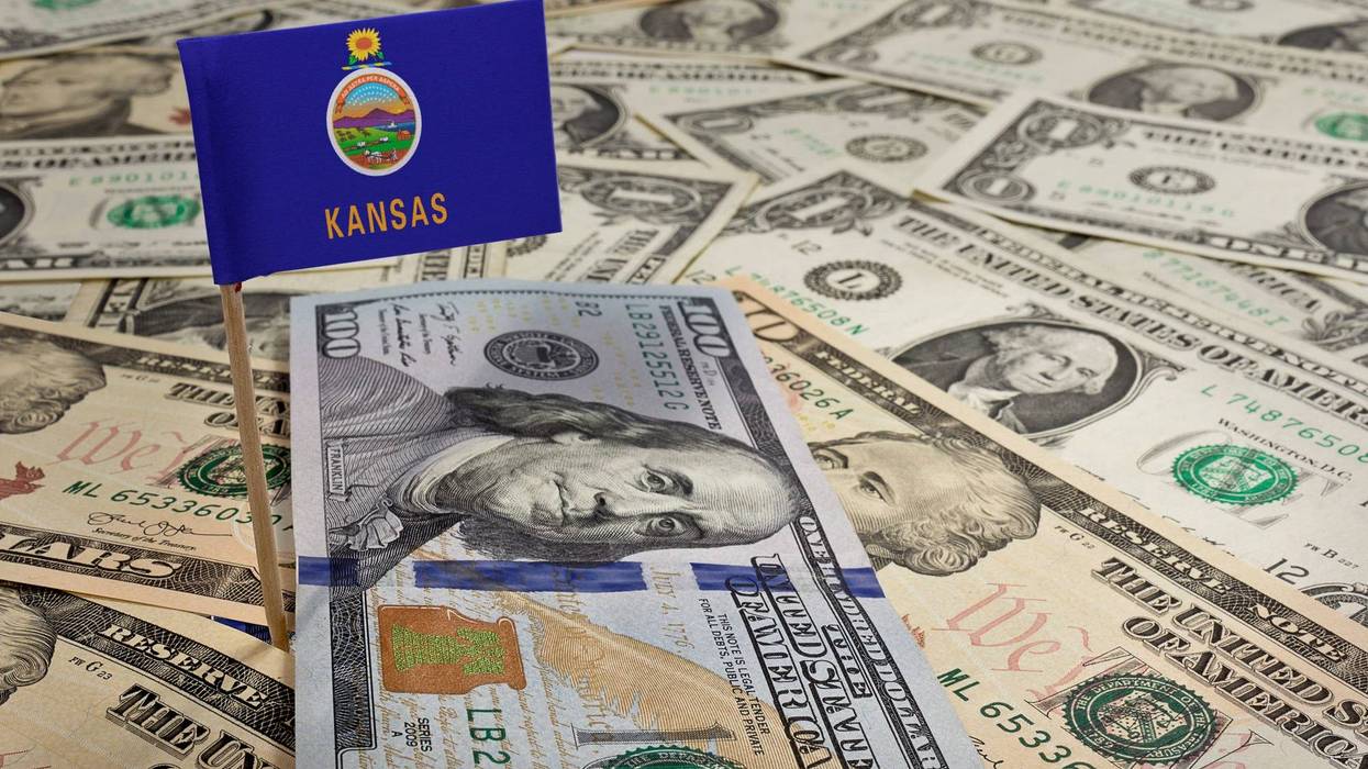 December report: Midwest economy, confidence improve
