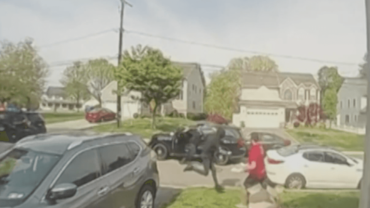 Delco pizza delivery driver gives police a ‘leg up’ in suspect chase
