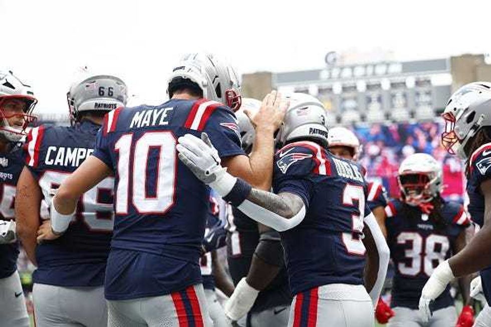 DeMario Douglas and Drake Maye