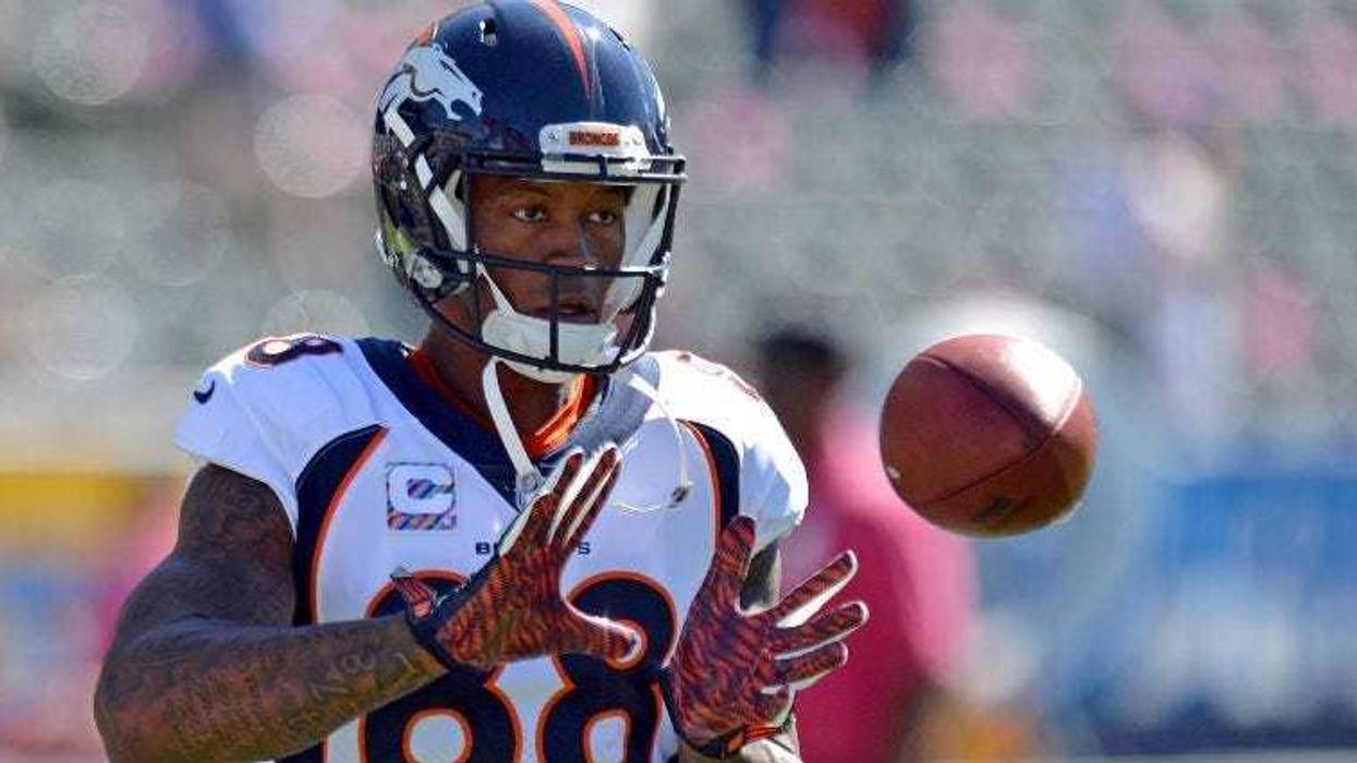 Demaryius Thomas catches a pass before the game against the Los Angeles Chargers at StubHub Center.