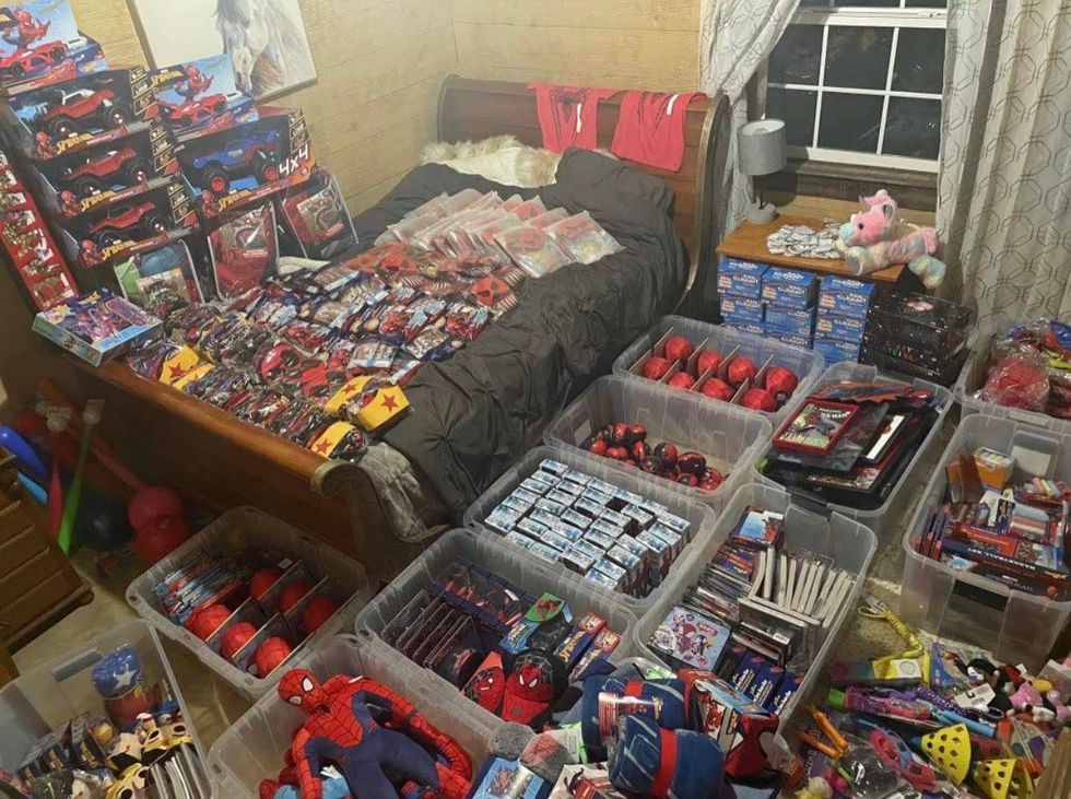 Denton Spiderman swings into Uvalde