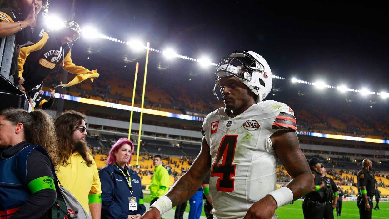 Deshaun Watson #4 of the Cleveland Browns walks off the field following his team's 26-22 loss against the Pittsburgh Steelers at Acrisure Stadium on September 18, 2023 in Pittsburgh, Pennsylvania.