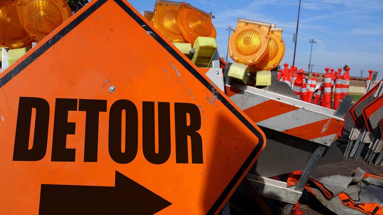 detour sign