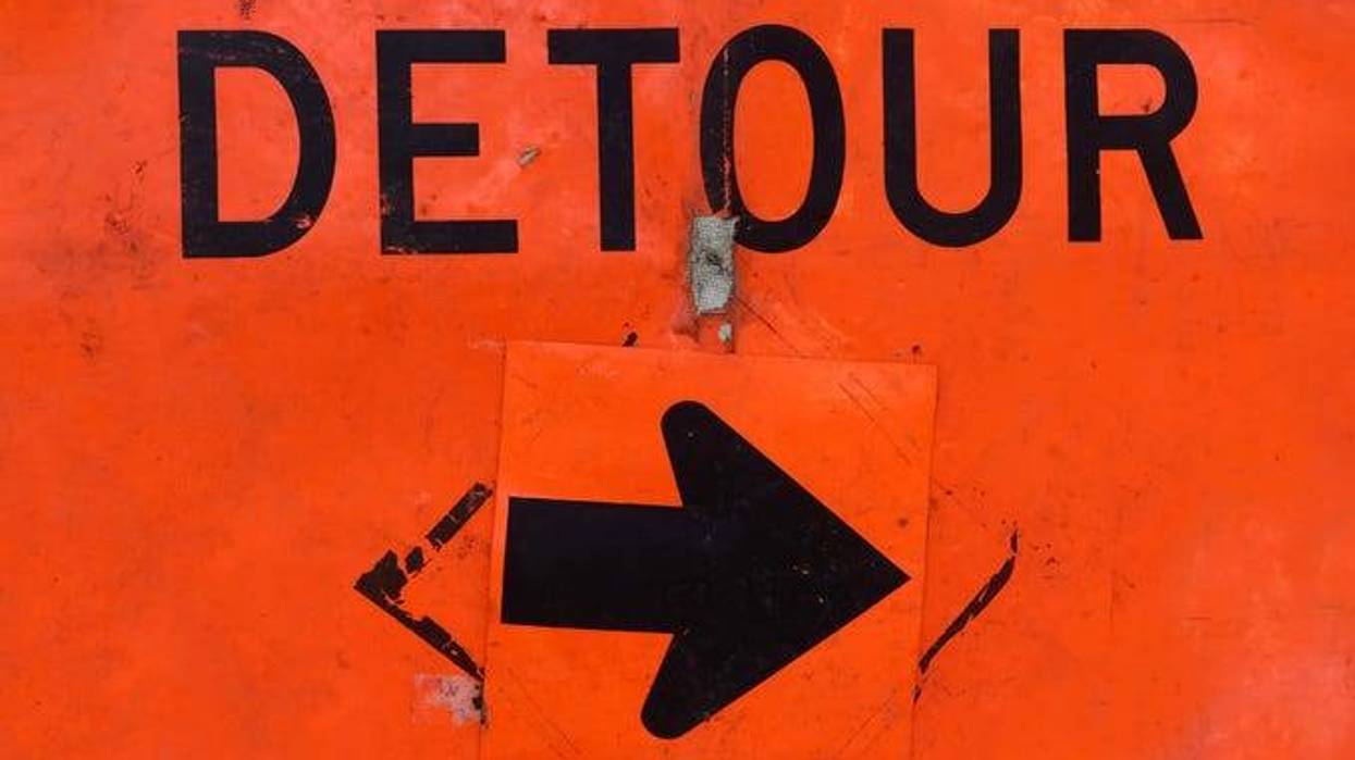 detour sign