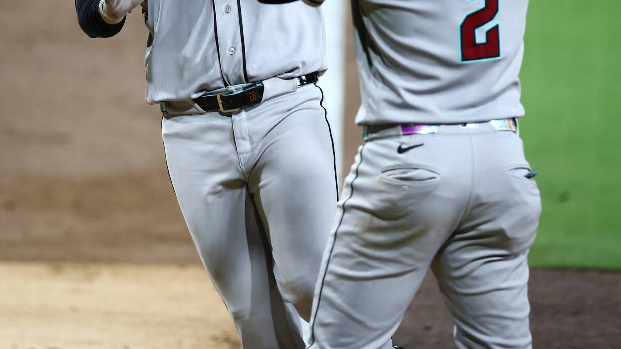 DIAMONDBACKS-PADRES