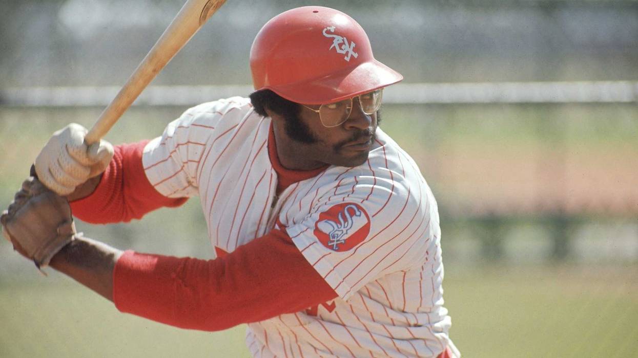 Dick Allen (15) at bat