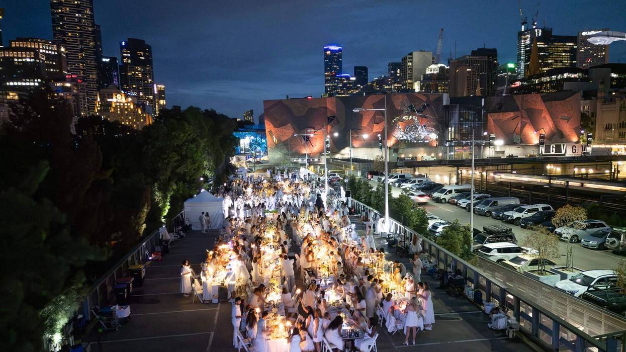 Lara Speaks with Monica Castaneda from Diner En Blanc!