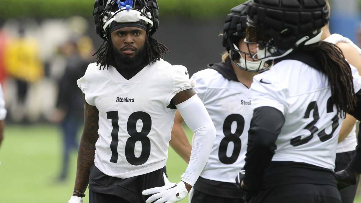 Diontae Johnson at practice