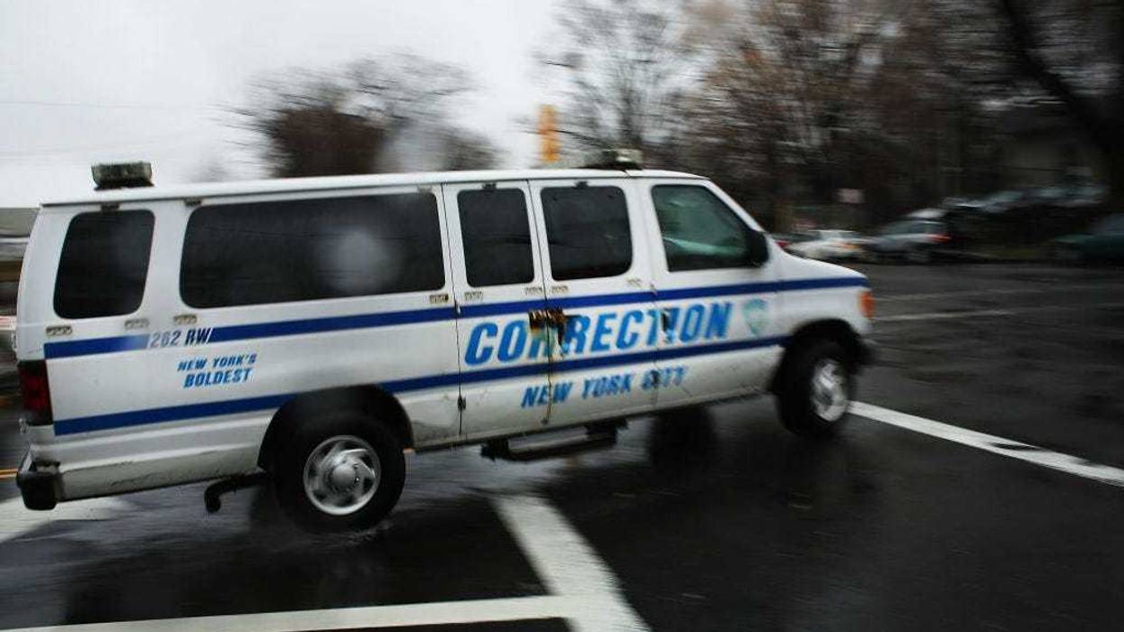 DOC vehicle entering rikers