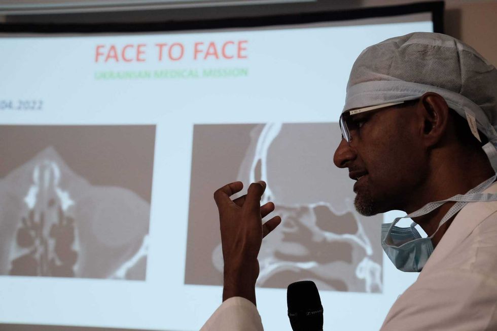 doctor explaining injuries