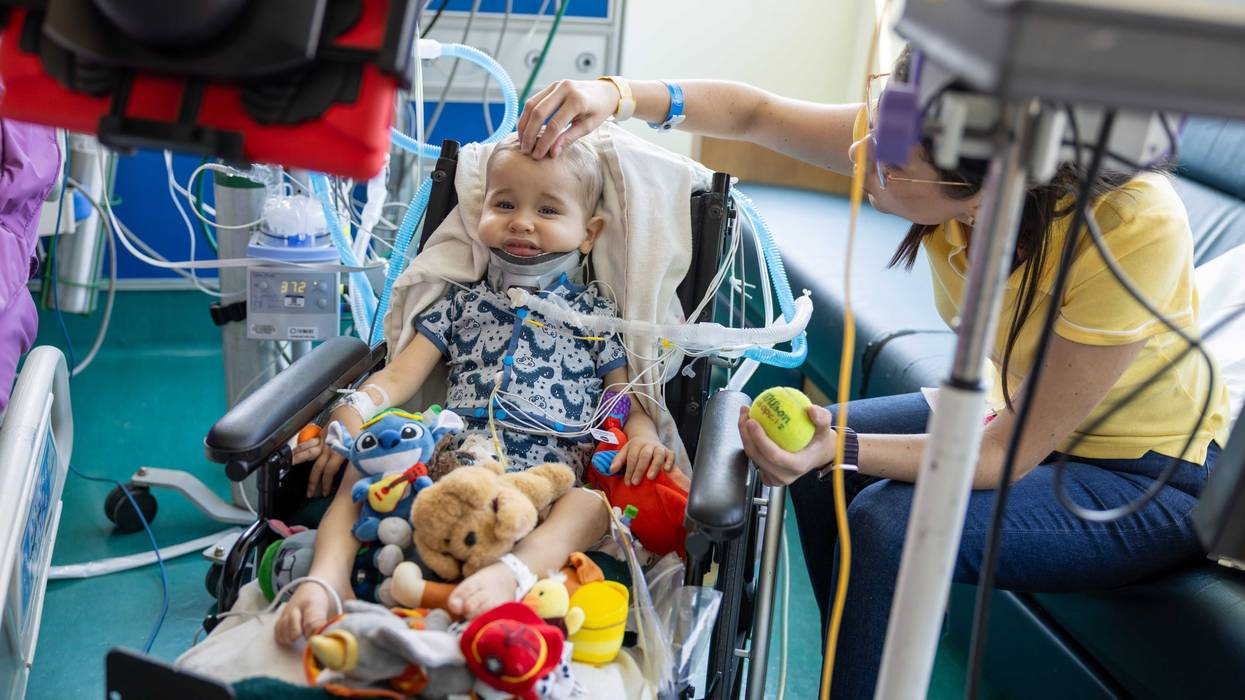 Doctors at the University of Chicago Medicine Comer Children’s Hospital are being credited with helping to save and improve the life of a 2-year-old boy who was severely injured in a car accident.