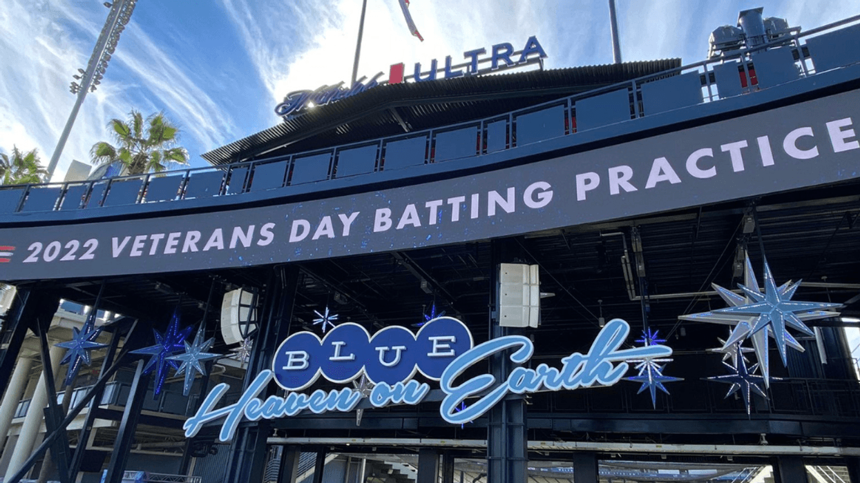 Dodgers honor 500 active-duty service members for Veterans Day Event