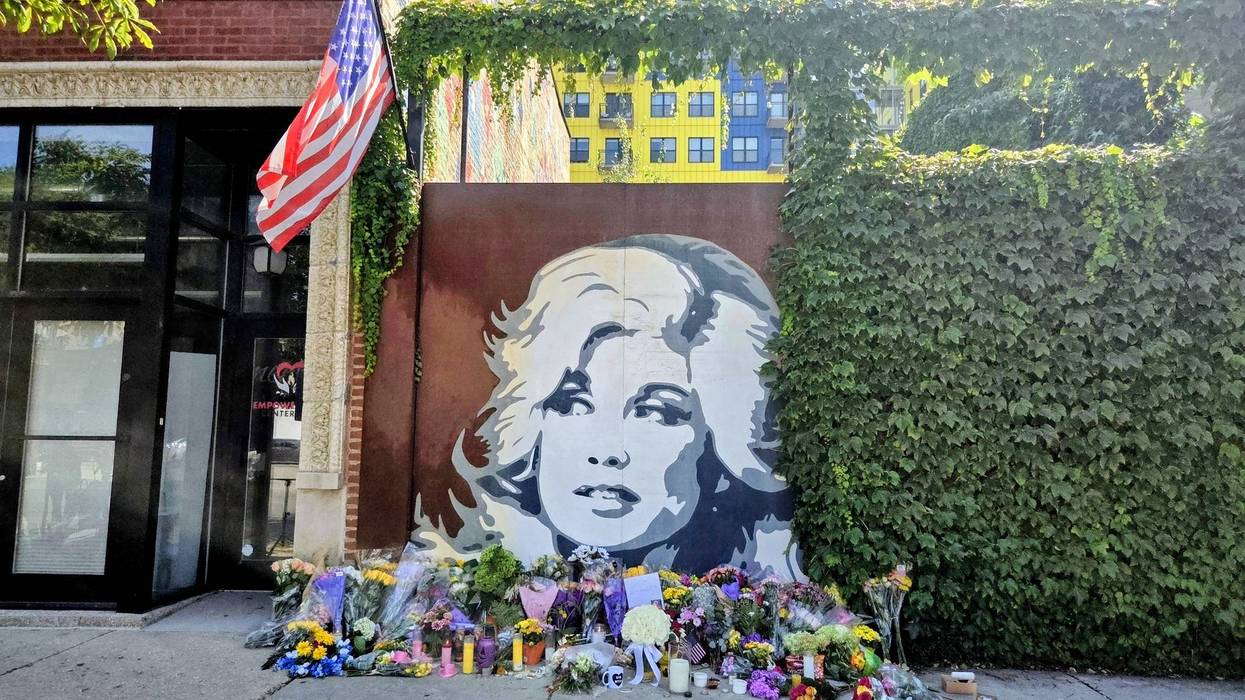 Dolly Parton mural in Edgewater