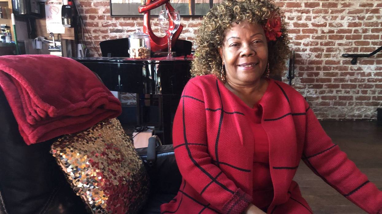 Dolores Jeanpierre, who became Alameda’s first African American waitress when she started working at Ole’s Waffle Shop in 1978, will soon hang up her apron and retire.