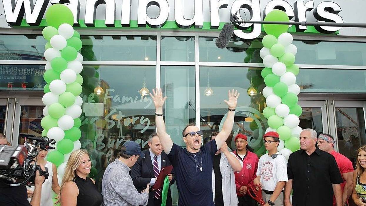 Donnie Wahlberg attends ribbon cutting